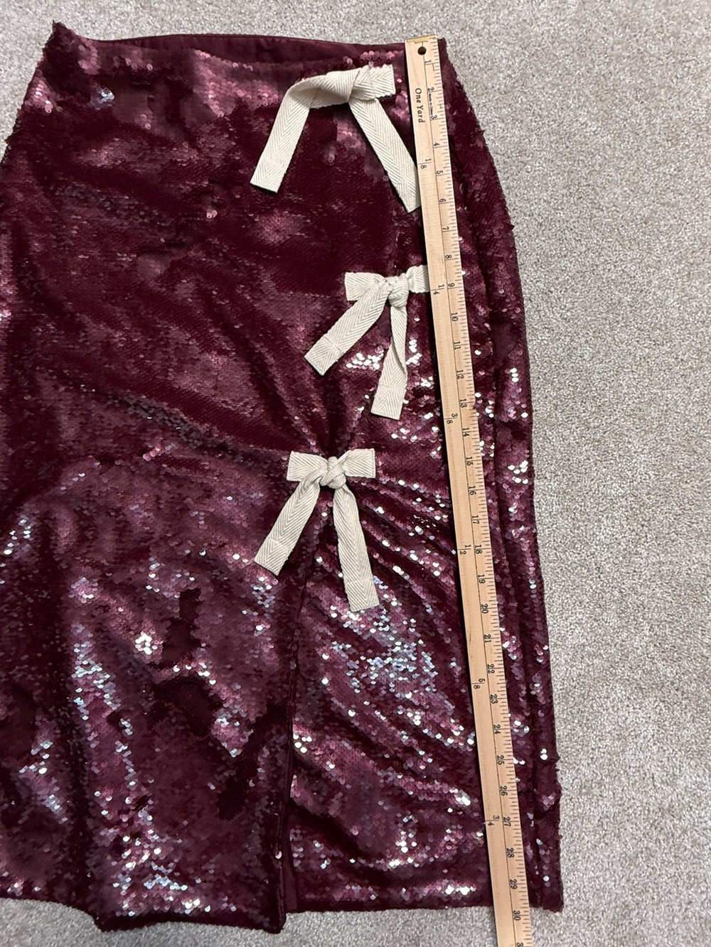 Ganni Burgundy Sequin Midi Skirt with Cream Bow Details | size 38 or US 6 | EUC - Picture 8 of 16